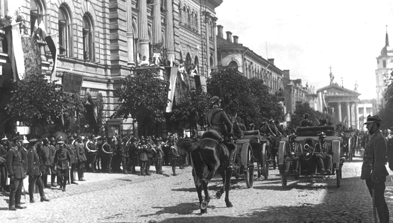 Uroczystości przyłączenia Wileńszczyzny do Polski, 1922 r. Fot. Wikimedia Commons